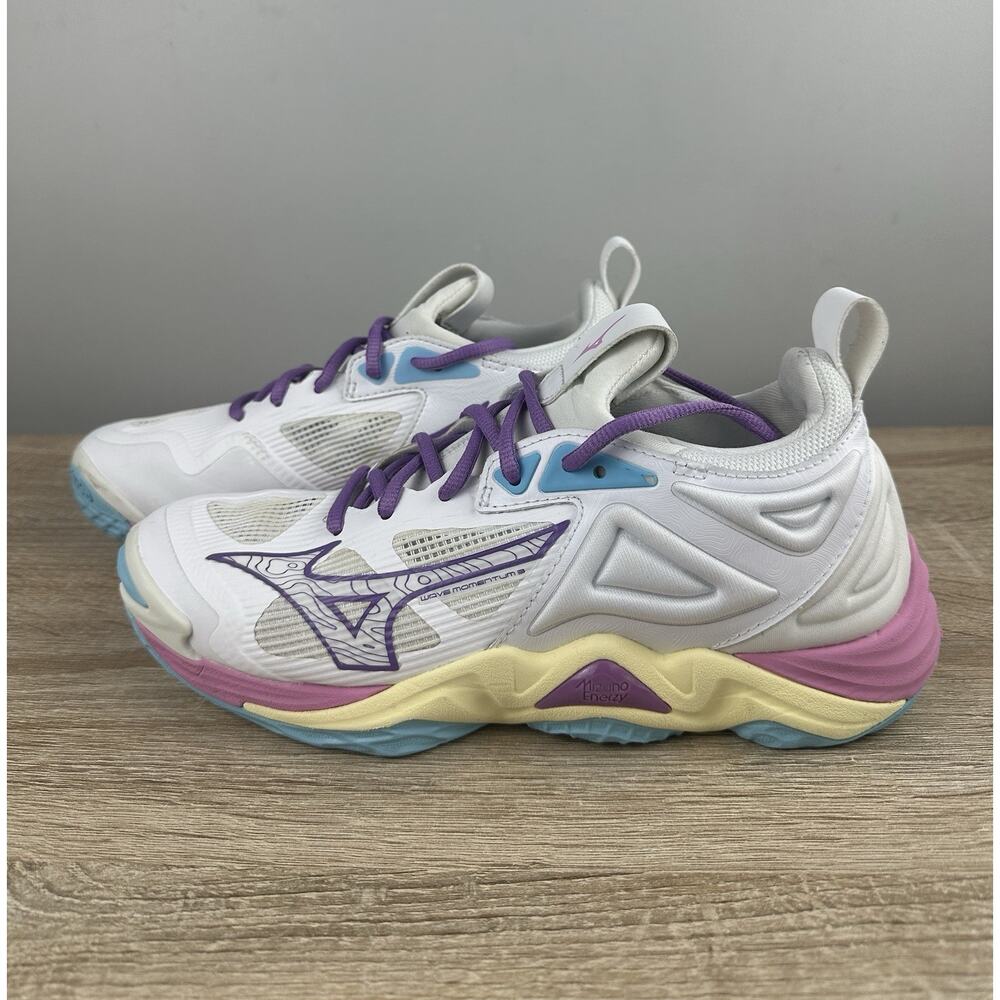 Mizuno Wave Momentum 3 Women’s 8.5 Volleyball Shoes White Purple Used